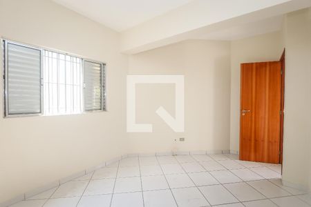 Quarto de casa para alugar com 1 quarto, 70m² em Vila Clara, São Paulo