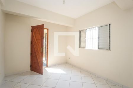 Quarto de casa para alugar com 1 quarto, 70m² em Vila Clara, São Paulo