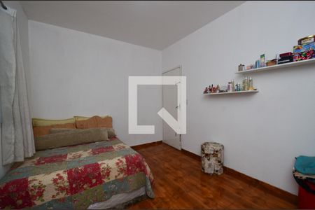 Quarto1 de casa à venda com 2 quartos, 73m² em Santa Cruz, Belo Horizonte