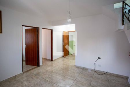 Sala de casa para alugar com 2 quartos, 130m² em Centro, Diadema