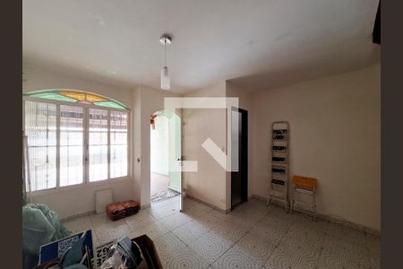 Sala de casa à venda com 3 quartos, 110m² em Santa Teresinha, São Paulo