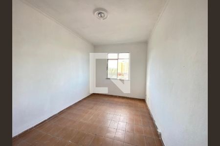 Sala de apartamento para alugar com 1 quarto, 60m² em Pilares, Rio de Janeiro