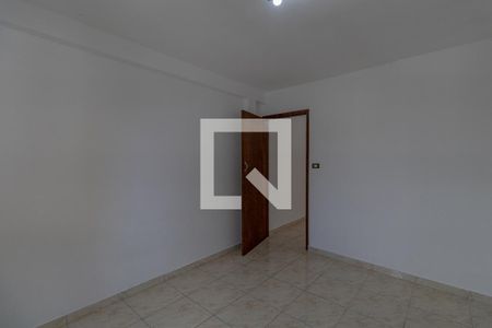 Quarto 2 de casa para alugar com 2 quartos, 60m² em Vila Campanela, São Paulo