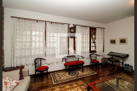 Sala de casa à venda com 4 quartos, 450m² em São Bento, Belo Horizonte