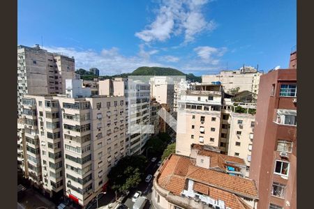 Sala vista  de apartamento à venda com 3 quartos, 80m² em Copacabana, Rio de Janeiro