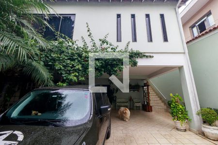 Casa à venda com 300m², 3 quartos e 5 vagas Casa à venda com 300m², 3 quartos e 5 vagasGaragem