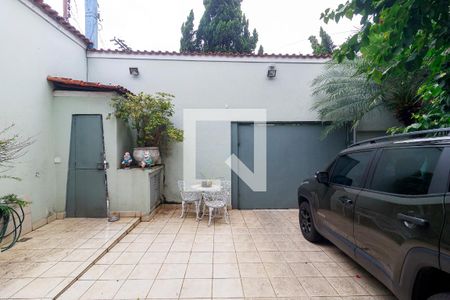 Casa à venda com 300m², 3 quartos e 5 vagas Casa à venda com 300m², 3 quartos e 5 vagasGaragem