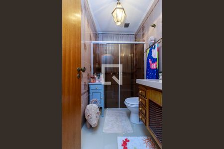 Casa à venda com 300m², 3 quartos e 5 vagas Casa à venda com 300m², 3 quartos e 5 vagasBanheiro 2