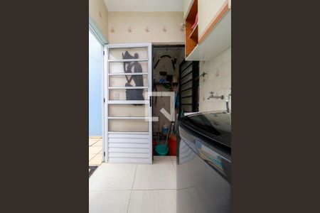 Casa à venda com 300m², 3 quartos e 5 vagas Casa à venda com 300m², 3 quartos e 5 vagasÁrea de Serviço