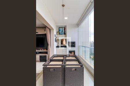 Varanda Gourmet de apartamento à venda com 3 quartos, 116m² em Jardim das Acácias, São Paulo