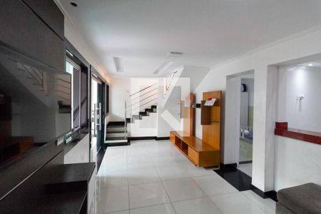 Sala 1 de casa à venda com 3 quartos, 180m² em Santa Terezinha, Belo Horizonte