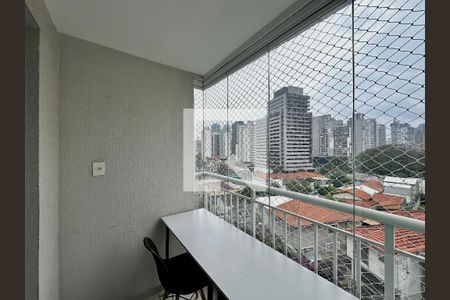 Sacada de apartamento à venda com 2 quartos, 64m² em Santo Amaro, São Paulo