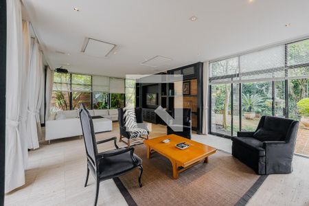 Sala de TV de casa para alugar com 7 quartos, 900m² em Boaçava, São Paulo