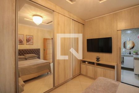 Casa à venda com 232m², 3 quartos e 3 vagas Casa à venda com 232m², 3 quartos e 3 vagasSuíte 1