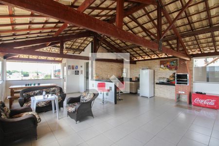 Casa à venda com 232m², 3 quartos e 3 vagas Casa à venda com 232m², 3 quartos e 3 vagasTerraço