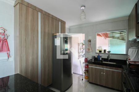 Casa à venda com 232m², 3 quartos e 3 vagas Casa à venda com 232m², 3 quartos e 3 vagasCozinha