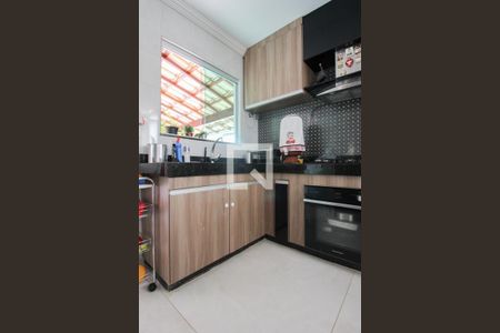 Casa à venda com 232m², 3 quartos e 3 vagas Casa à venda com 232m², 3 quartos e 3 vagasCozinha