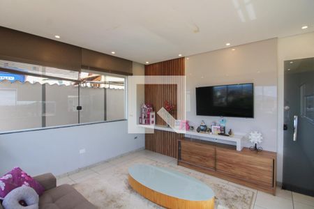 Casa à venda com 232m², 3 quartos e 3 vagas Casa à venda com 232m², 3 quartos e 3 vagasSala do terraço