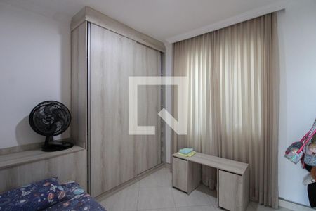 Casa à venda com 232m², 3 quartos e 3 vagas Casa à venda com 232m², 3 quartos e 3 vagasQuarto 1