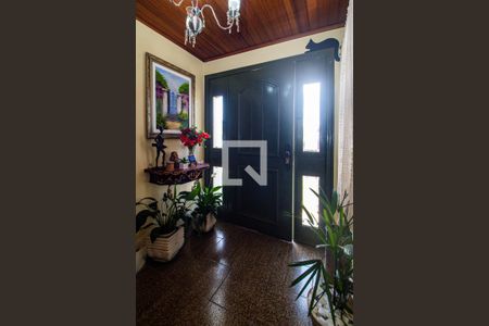 Hall de casa à venda com 4 quartos, 300m² em Vila Joao Pessoa, Porto Alegre