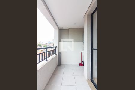 Varanda  de apartamento para alugar com 2 quartos, 45m² em Km 18, Osasco