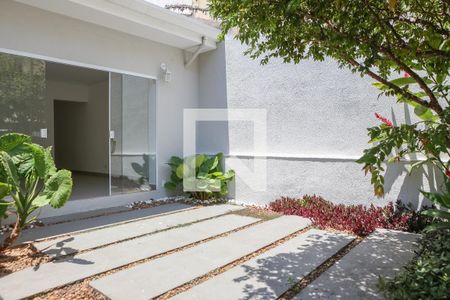 Sala - Entrada de casa para alugar com 2 quartos, 105m² em Pompeia, São Paulo