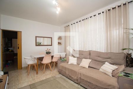 Sala de casa à venda com 2 quartos, 204m² em Vila Pereira Barreto, São Paulo