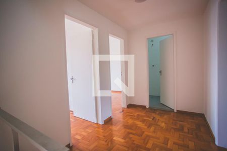 Corredor - Quartos de casa para alugar com 3 quartos, 179m² em Mirandópolis, São Paulo