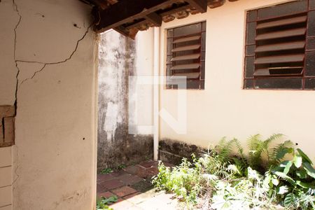 Casa à venda com 221m², 5 quartos e 3 vagas Casa à venda com 221m², 5 quartos e 3 vagasÁREA DE SERVIÇO/FUNDOS