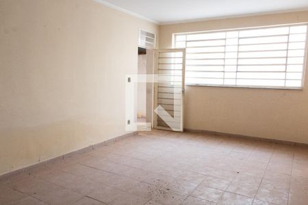 SALA de casa à venda com 5 quartos, 221m² em Centro, Campinas