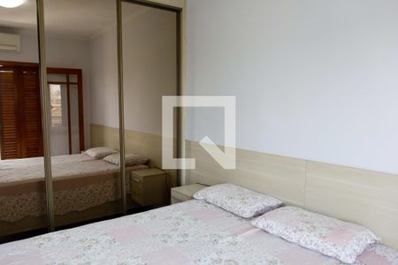 Quarto 1  de casa para alugar com 3 quartos, 260m² em Remédios, Osasco