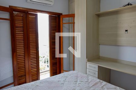 Quarto 1  de casa para alugar com 3 quartos, 260m² em Remédios, Osasco