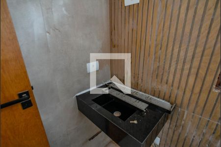 Banheiro Social de apartamento à venda com 2 quartos, 50m² em Vila Curuçá, Santo André