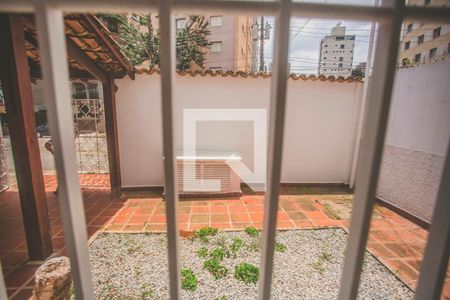 Vista de casa para alugar com 3 quartos, 163m² em Mirandópolis, São Paulo