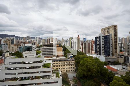 Sala varanda de apartamento para alugar com 1 quarto, 77m² em Santa Efigênia, Belo Horizonte