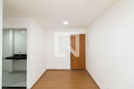 Sala de apartamento para alugar com 2 quartos, 43m² em Campo Grande, Rio de Janeiro