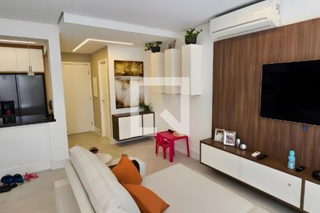 Foto 03 de casa de condomínio à venda com 3 quartos, 92m² em Jardim Monte Kemel, São Paulo