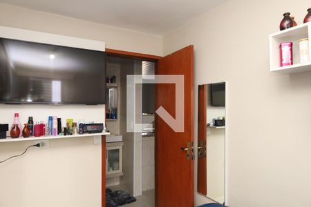 Quarto 1 de apartamento para alugar com 2 quartos, 54m² em Conjunto Residencial José Bonifácio, São Paulo