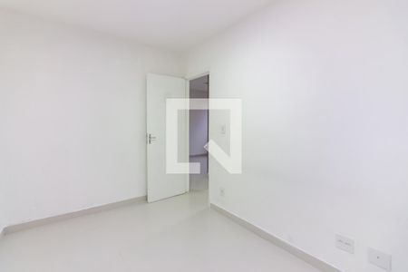 Quarto 1 de apartamento para alugar com 2 quartos, 55m² em Jardim Roberto, Osasco