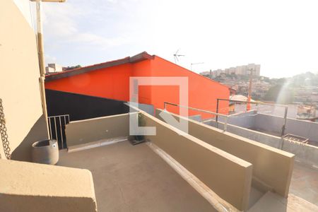 Casa à venda com 139m², 2 quartos e 2 vagas Casa à venda com 139m², 2 quartos e 2 vagasQuintal