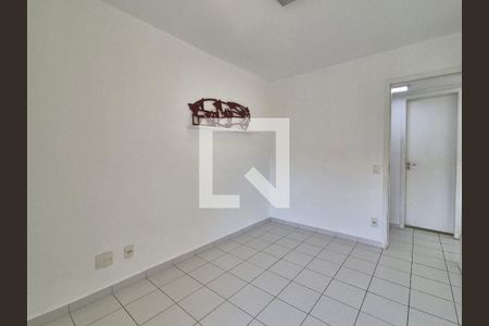 Quarto de apartamento para alugar com 2 quartos, 75m² em Recreio dos Bandeirantes, Rio de Janeiro