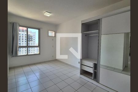 Suite de apartamento para alugar com 2 quartos, 75m² em Recreio dos Bandeirantes, Rio de Janeiro