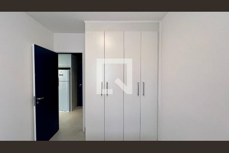 Quarto de apartamento à venda com 1 quarto, 28m² em Pinheiros, São Paulo