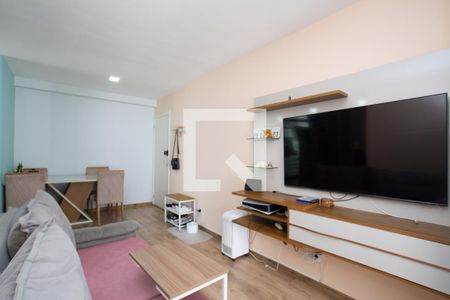 Sala de apartamento à venda com 3 quartos, 75m² em Jardim Flor da Montanha, Guarulhos