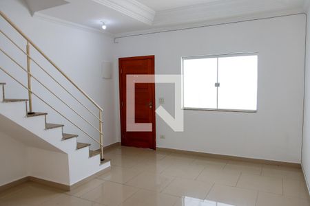 sala de casa de condomínio à venda com 2 quartos, 90m² em Umuarama, Osasco