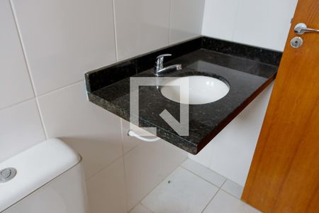 Casa de condomínio à venda com 98m², 2 quartos e 1 vaga Casa de condomínio à venda com 98m², 2 quartos e 1 vagaBanheiro da Suíte 2