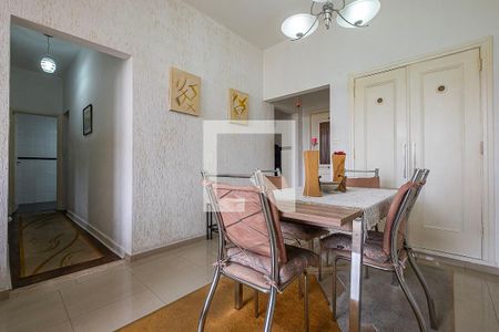 Sala de apartamento à venda com 2 quartos, 77m² em Cerqueira César, São Paulo