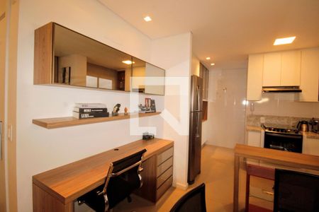 sala de apartamento à venda com 2 quartos, 78m² em Funcionários, Belo Horizonte