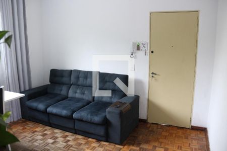 Sala de apartamento à venda com 3 quartos, 58m² em Industrial, Contagem