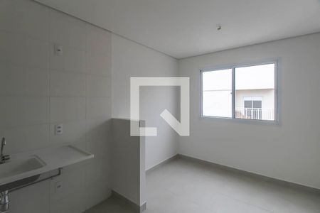 Cozinha de apartamento à venda com 2 quartos, 34m² em Vila Ema, São Paulo